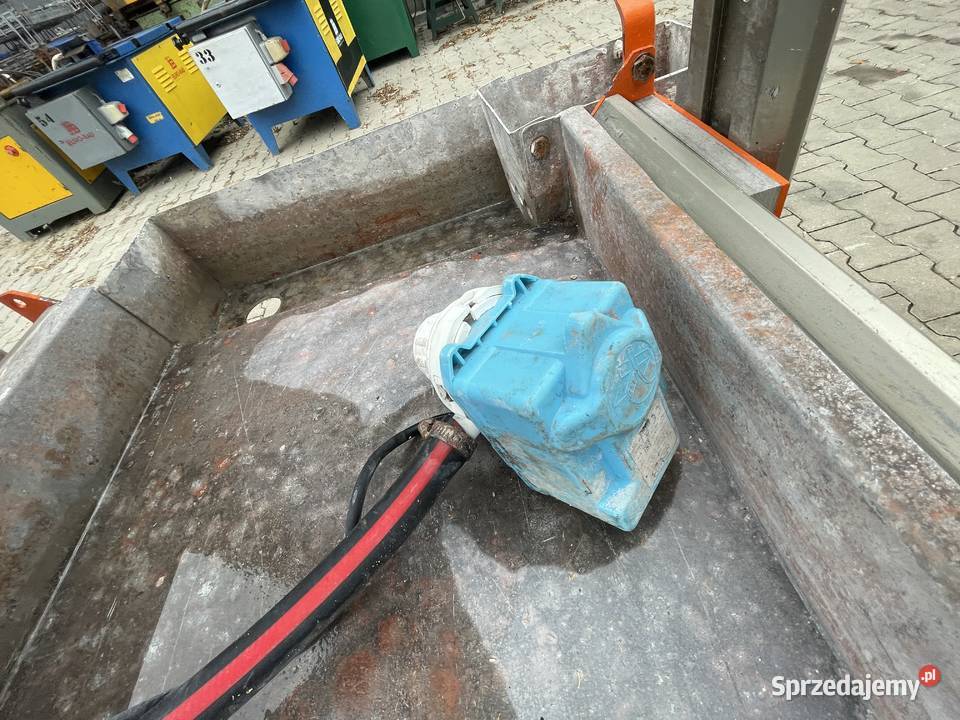 Piła przecinarka stolikowa 401 2018 do cegieł Ślesin