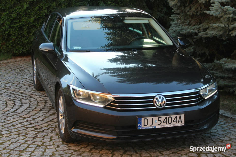 Volkswagen Passat B8 20 TDI 140 Manual Opłacona światła do jazdy dziennej sprzedam