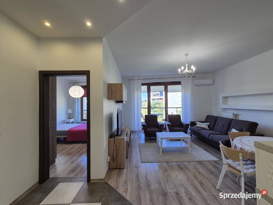 Rent Apartament z garazem i 1 sypialnią na Warszawa