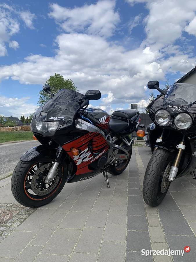 Honda CBR 900 FireBlade Erion Racing Black SC33 nieuszkodzony Osiecznica