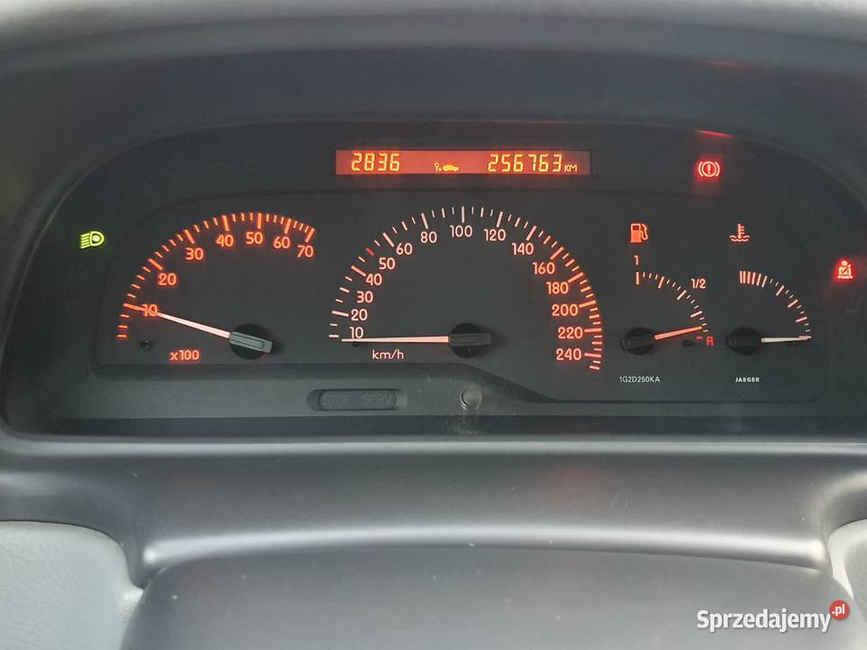 Renault Laguna 16 Concorde Benzyna