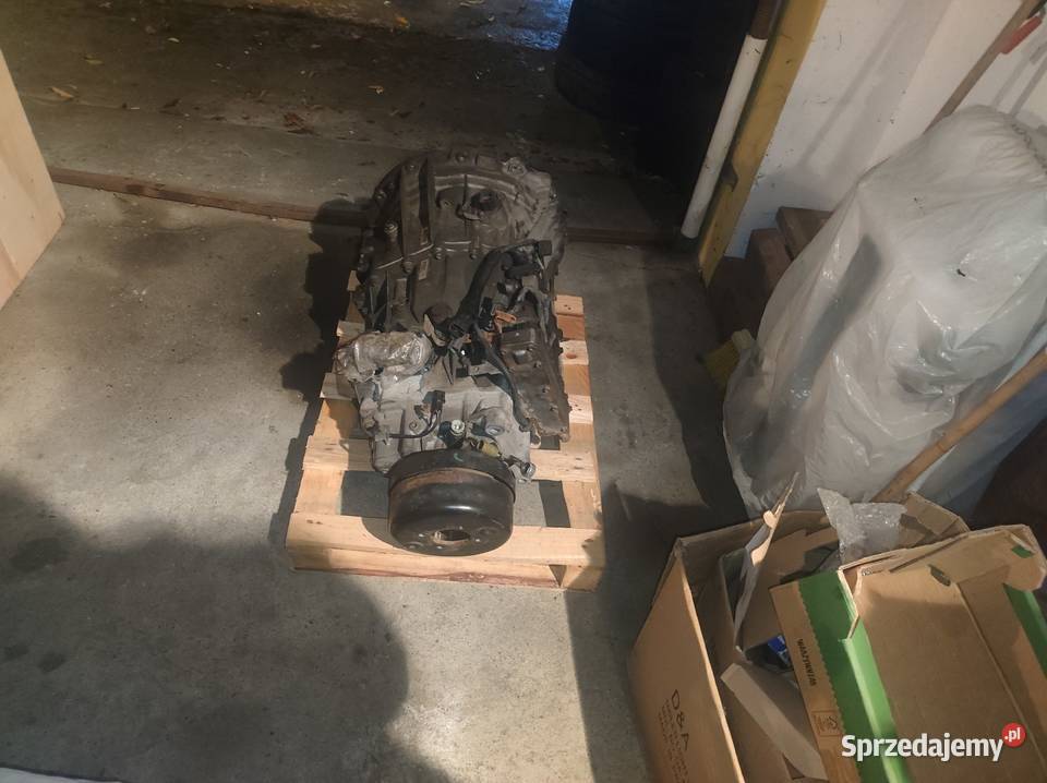 Mitsubishi Canter Fuso MO38S6A302 ME530233 Rok produkcji 2017 Tarnobrzeg