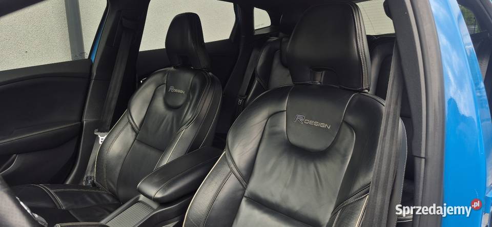 Volvo V40 D2 RDesign Momentum Rebel Blue limited mazowieckie