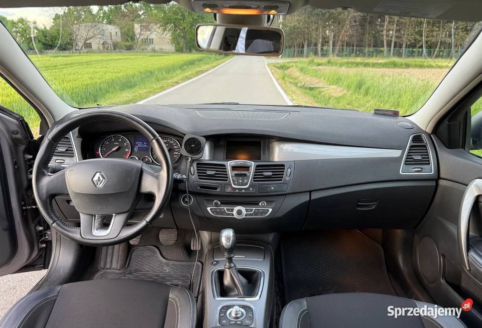 Renault Laguna 3 benzyna 20 LPG 2011 Rok produkcji 2011 Laguna Rzeszów