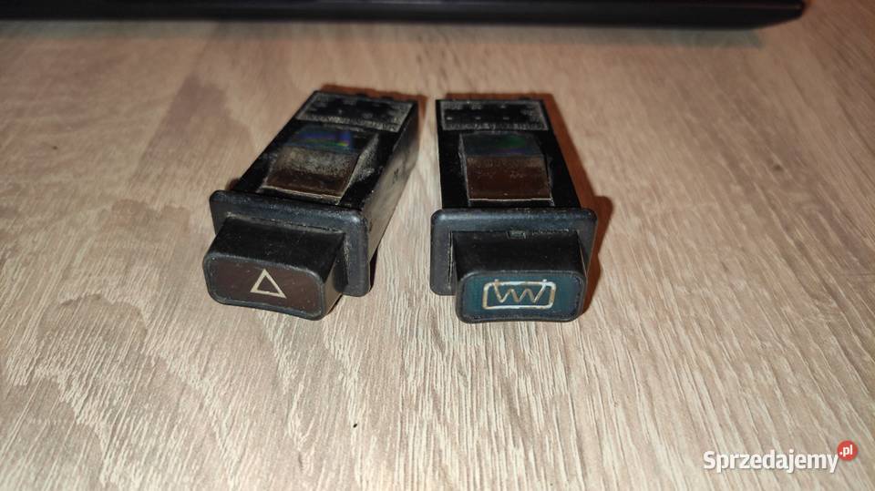 Włącznik awaryjnych i szyby świateł Passat B1 Wyposażenie wnętrza śląskie Cieszyn