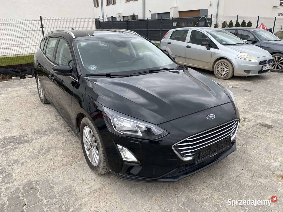 Ford Focus 10 EcoBoost bogatej wersji Dachowa sprzedam