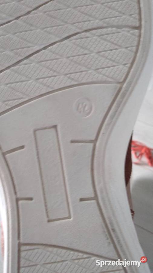 Sprzedam snakersy z firmy Travelin że skory Gliwice