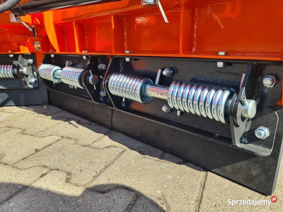 Pług do śniegu śnieżny sterowany hydraulicznie Kutno