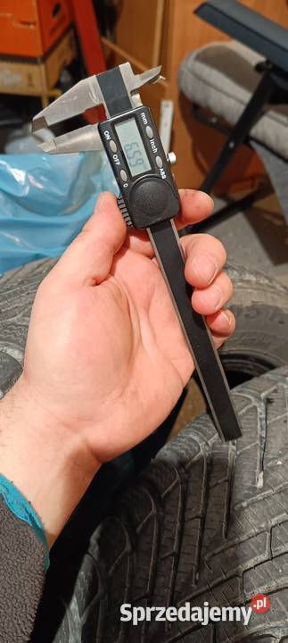 Sprzedam opony zimowe Pirelli Cinturato 21555 Świlcza