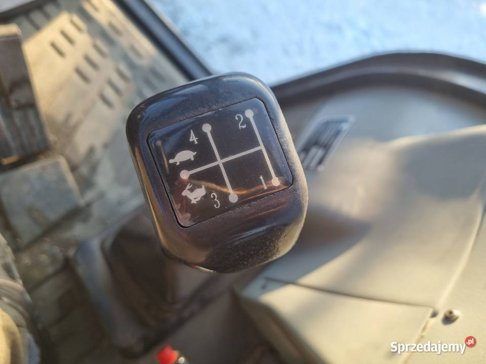 Massey Ferguson 6110 MF 5435 Renault 3070 6120