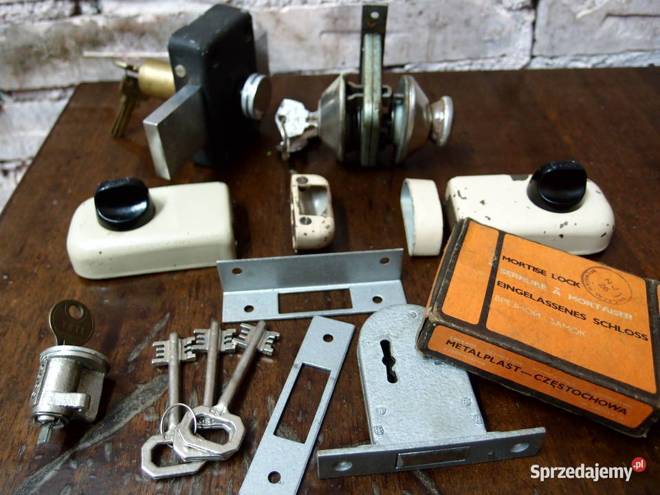 Zamki Omega Fana zamek Yeti MetalPlast produkcja Łódź