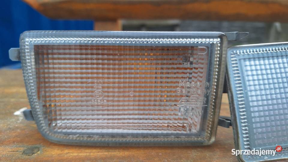 Lampy kierunkowskazów przód białych Golf MK3 sprzedam