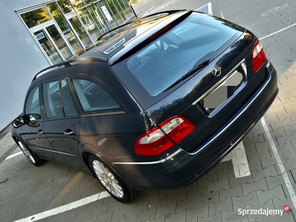 MercedesBenz E 500 4matic 306 Avantgarde 175000 Zarejestrowany w Polsce Klasa E sprzedam
