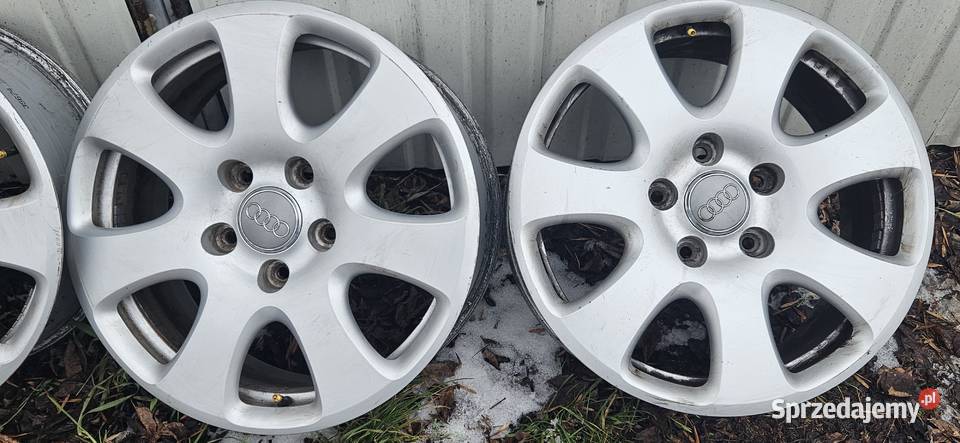 Sprzedam felgi Audi Q7 Rozmiar R18 4 sztuki Łódź