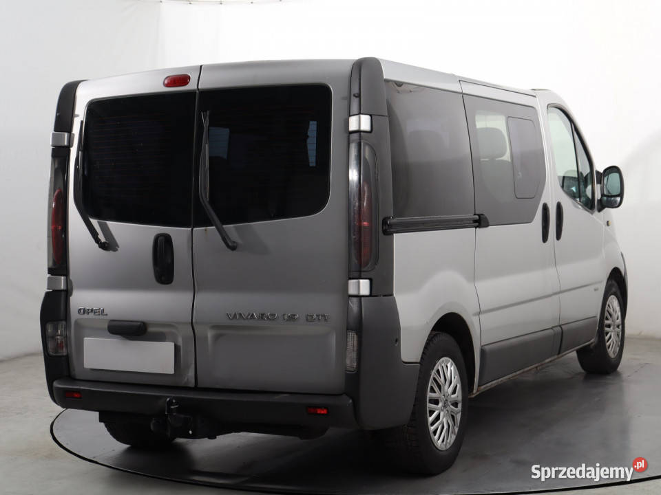 Opel Vivaro 19 DTI elektryczne lusterka