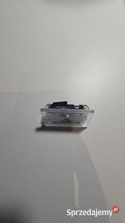 Tesla Model 3 lampki LED drzwi frunk 6 oryginał Oświetlenie Będzin