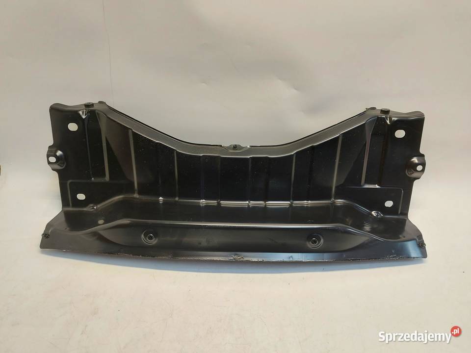 TESLA MODEL Y 2024r PAS TYLNY WZMOCNIENIE TYŁ