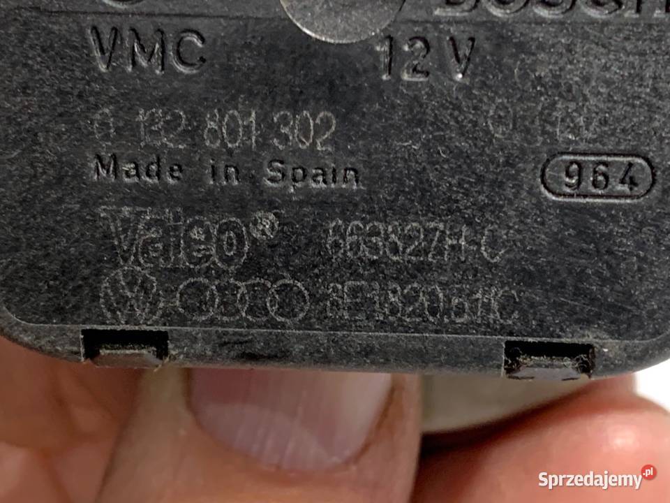 SILNIK NAGRZEWNICY AUDI 8E1820511C A4 B6 0005