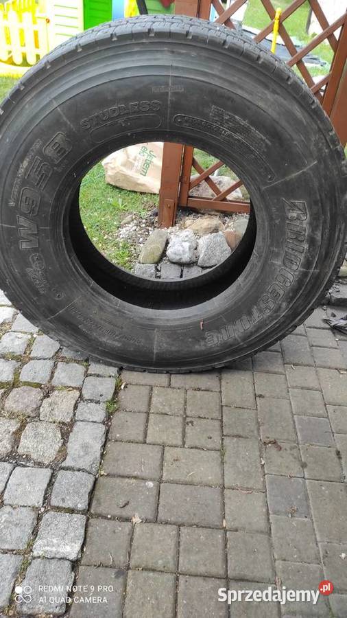 Opony zimowe Brigestone 31580 r 225 2 sztuki 143 22.5cale Mikołów