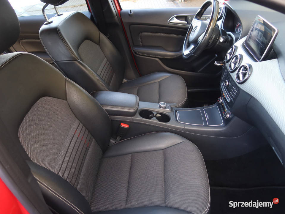 Mercedes B B 250 e centralny zamek Katowice