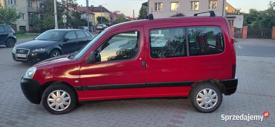 Peugeot Partner 19 Diesel przebieg 200 diesel sprzedam