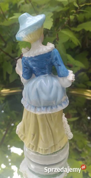 Vintage porcelanowa figurka wiktoriańska dama z łódzkie Pabianice