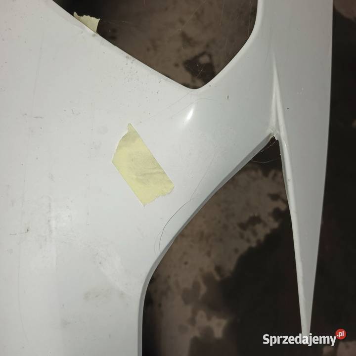 Zderzak opel insignia b 4PDC osobowe