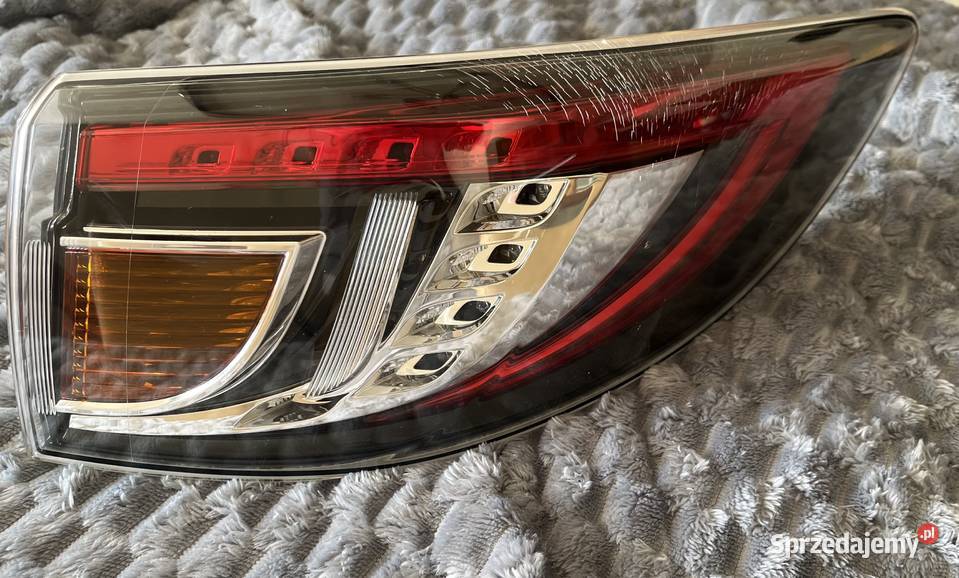 MAZDA 6 GH KOMBI LIFT 20102012 LAMPA TYLNA PRAWA prawe