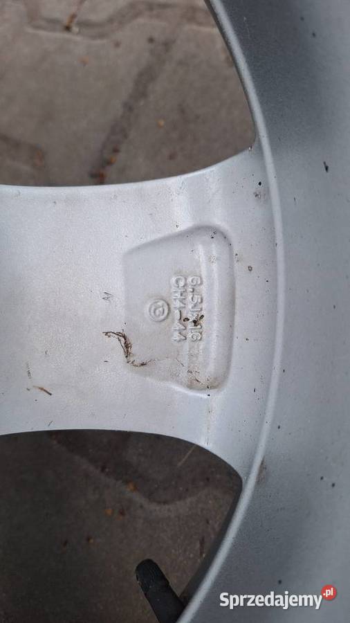 Aluminiowe felgi z oponami Raczyn