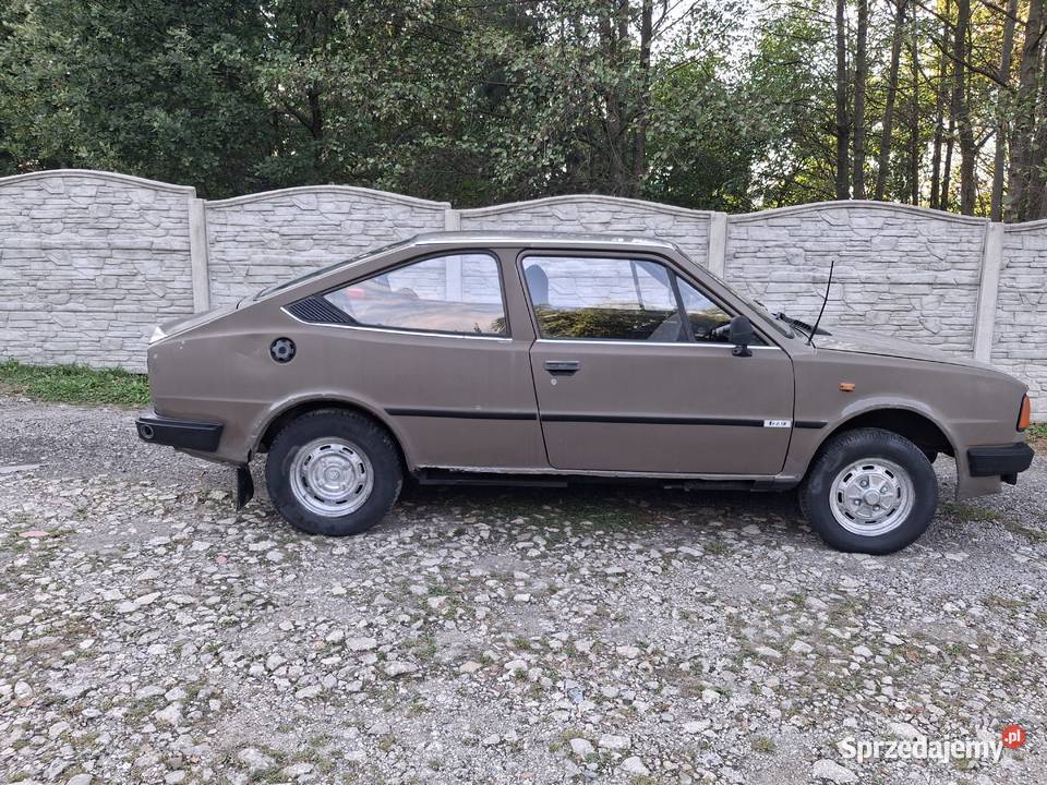 Skoda Rapid 136 5 speed 3 drzwi 1989r CZESKIE świętokrzyskie