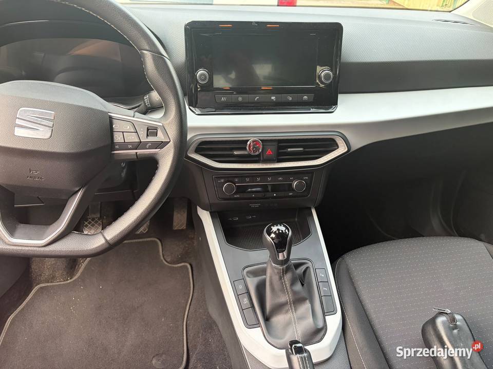 Seat Arona piekny bogate wyposażenie mały 14950km Barlinek