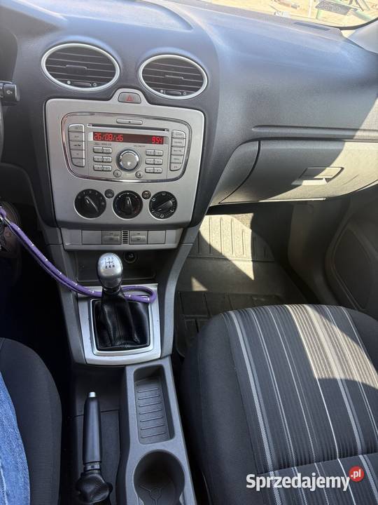 Ford Focus 16 Benzyna 100 Klimatyzacja Alufelgi Dolna Grupa