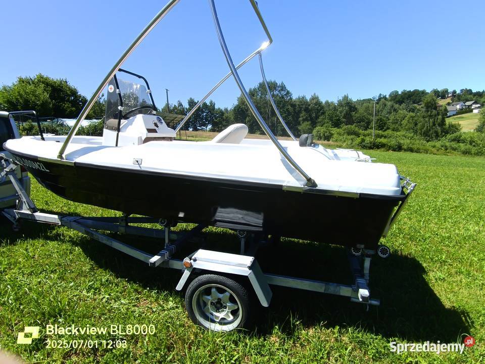 Motorówka łódż motorowa wędkarska