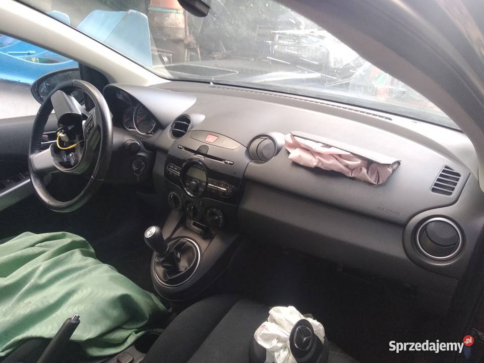 Mazda 2 0714 Kokpit Konsola Deska rozdzielcza Ślesin sprzedam