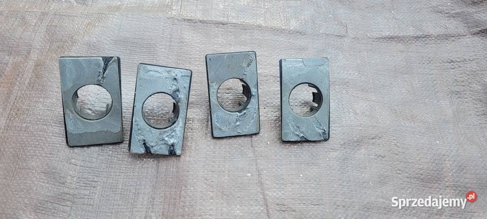 SEAT LEON III LIFT 17 UCHWYT KOSZYK CZUJNIKA PDC osobowe Pozostałe śląskie Ruda Śląska