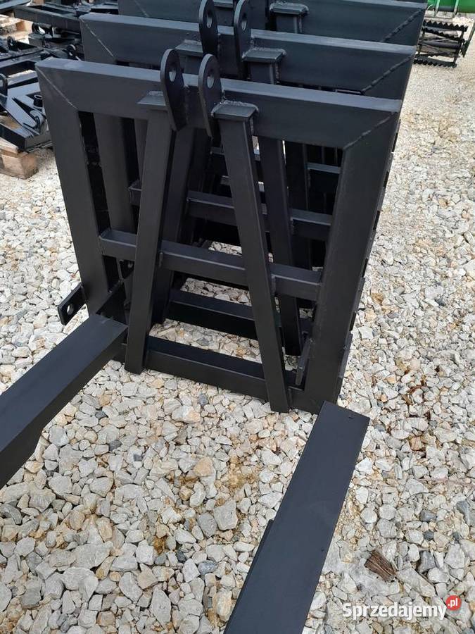 Pancerny Paleciak na tył ciągnika na tuz solidny Osprzęt roboczy sprzedam