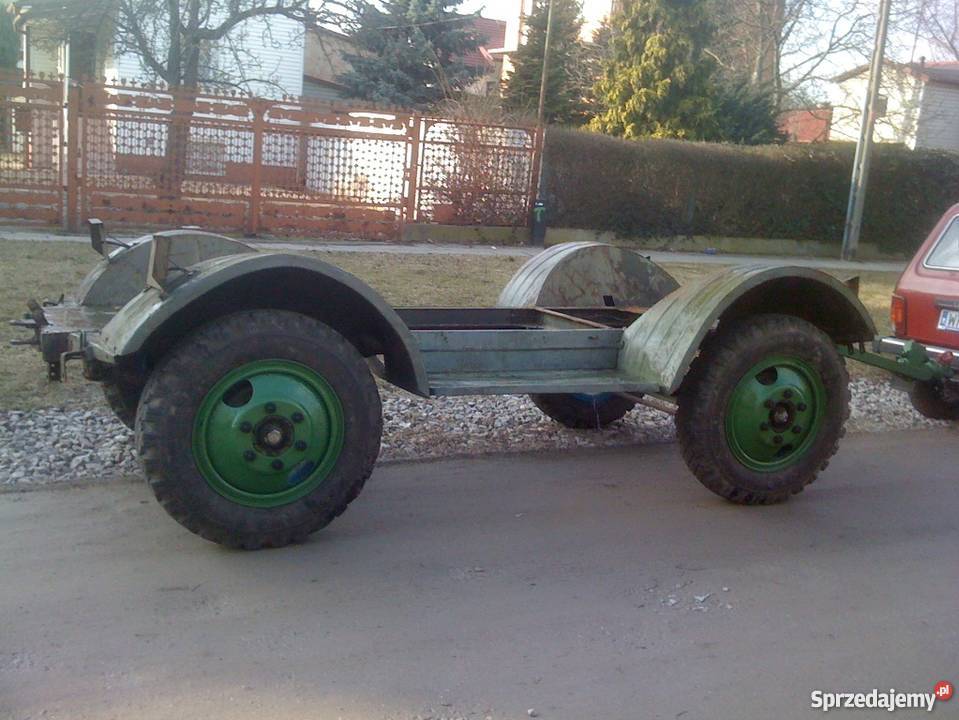 Zabytkowa Przyczepa WojskowaGaz 63Lublin