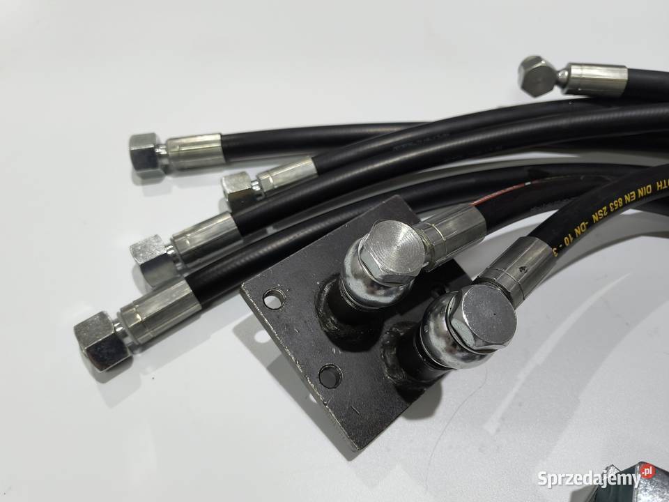 Rozdzielacz hydrauliczny Ursus C330 3 sekcyjny 2 Radom