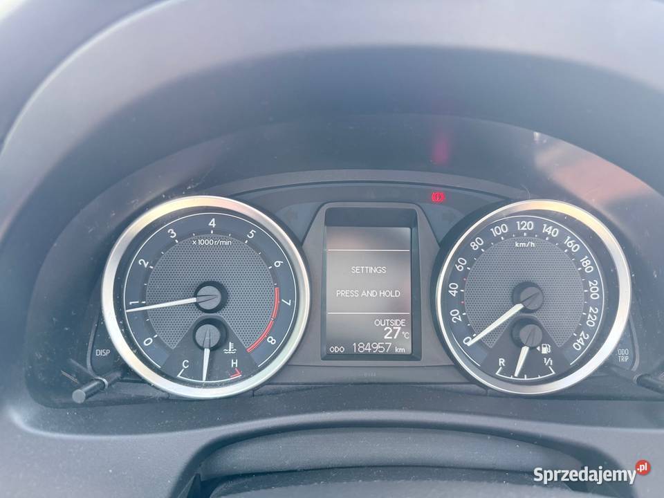 Toyota Auris II 16 benzyna LPG Premium SIPA mazowieckie Warszawa