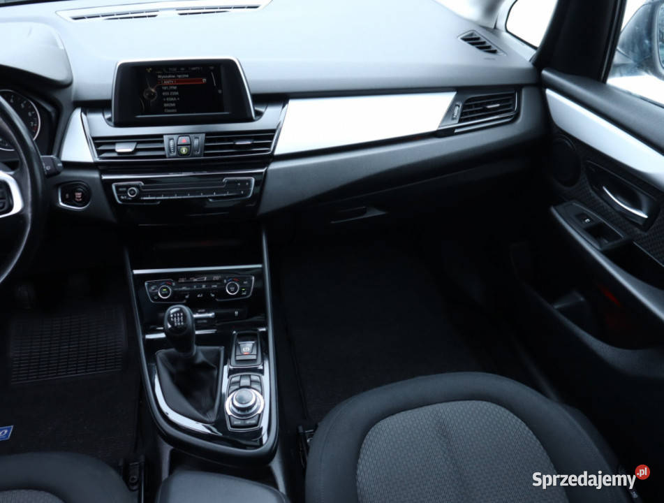 BMW 2 Active Tourer 218i Active Tourer manualna Piaseczno