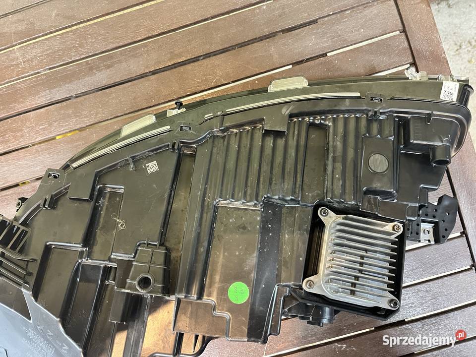 LAMPA PRAWA PRZÓD TESLA MODEL 3 HIGHLAND EUROPA Luboń sprzedam