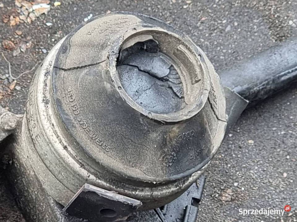 SANKI PRZEDNIE AUDI A4 B5 Lipno sprzedam