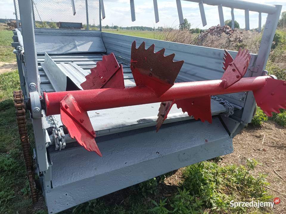 Rozrzutnik obornika 4t polski Rozrzutniki obornika Dębska Kuźnia