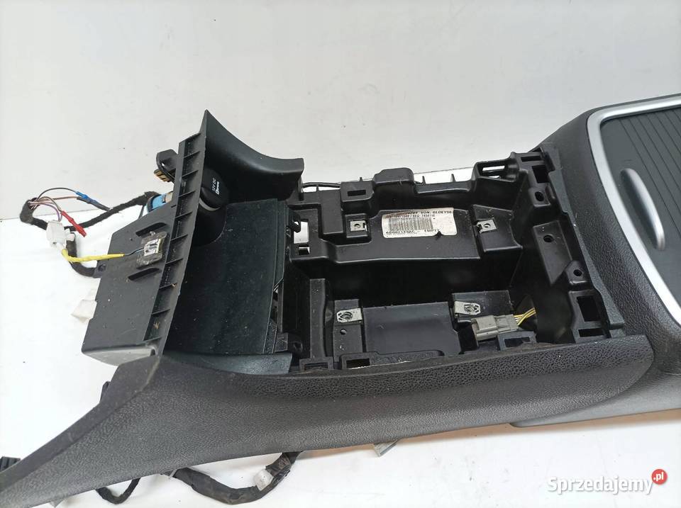 TUNEL ŚRODKOWY PODŁOKIETNIK Dodge Charger VII