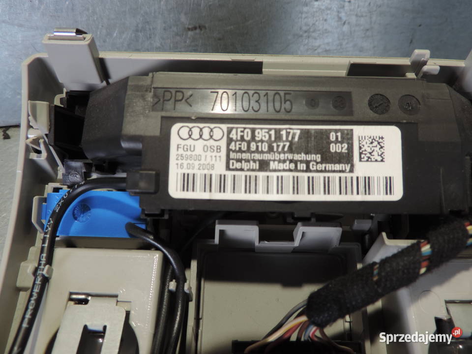 A6 C6 LAMPKA PODSUFITKI OŚWIETLENIE 4F0947135BP Nowy Sącz