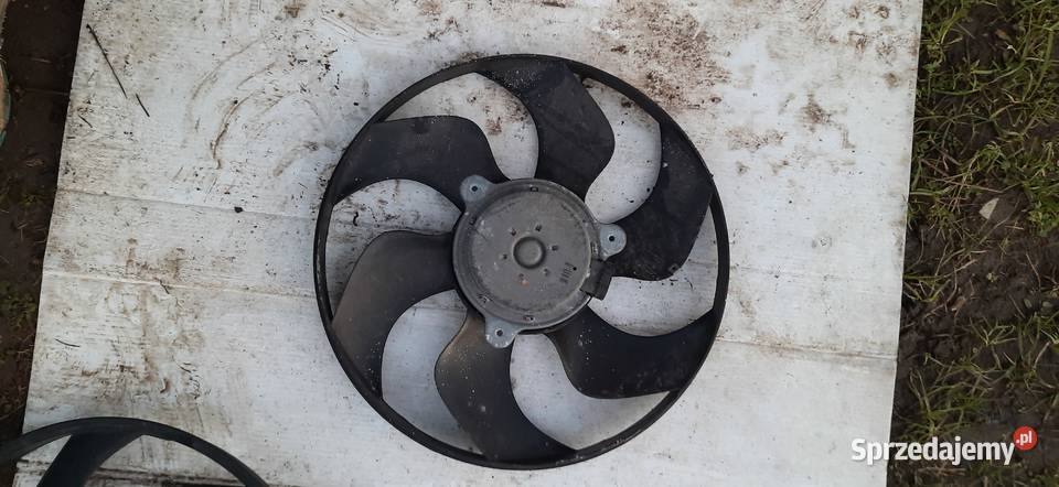 WENTYLATOR CHŁODNICY NISSAN MICRA K12