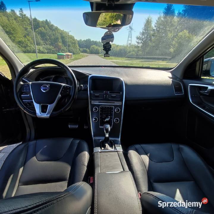 Volvo XC60 2015 T5 AWD Kamień