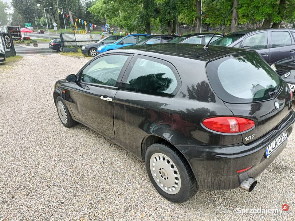 Fajna alfa Romeo 147 z klimatyzacją ważnymi Kłodzko sprzedam