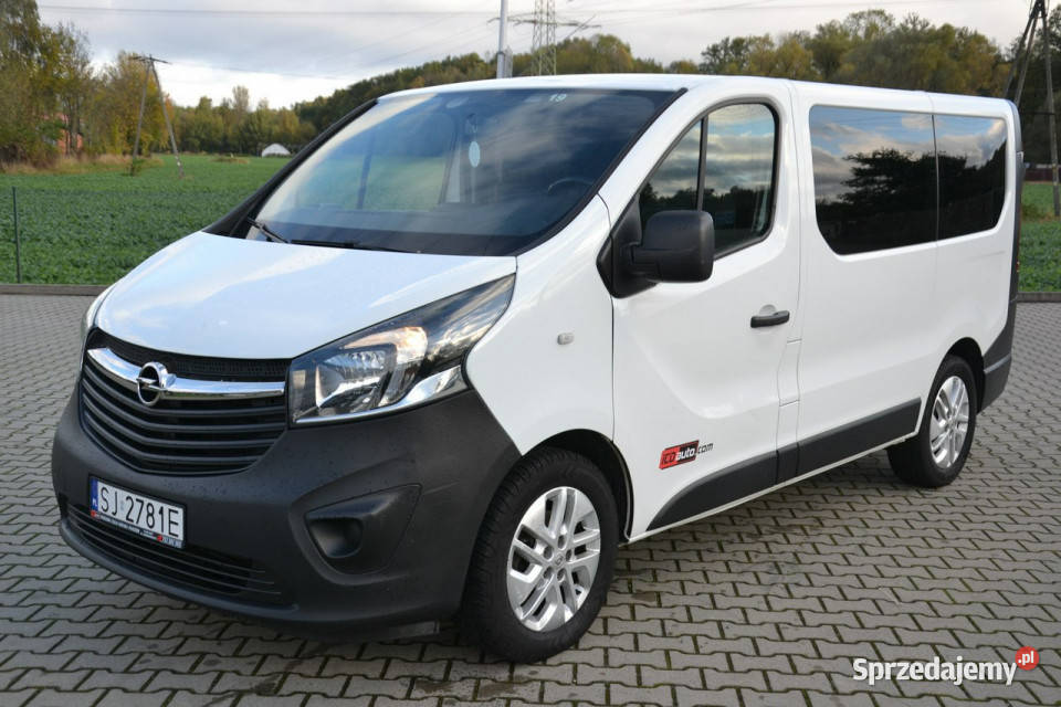 Opel Vivaro 16 cdti 125 6biegów 9osobowy 2x
