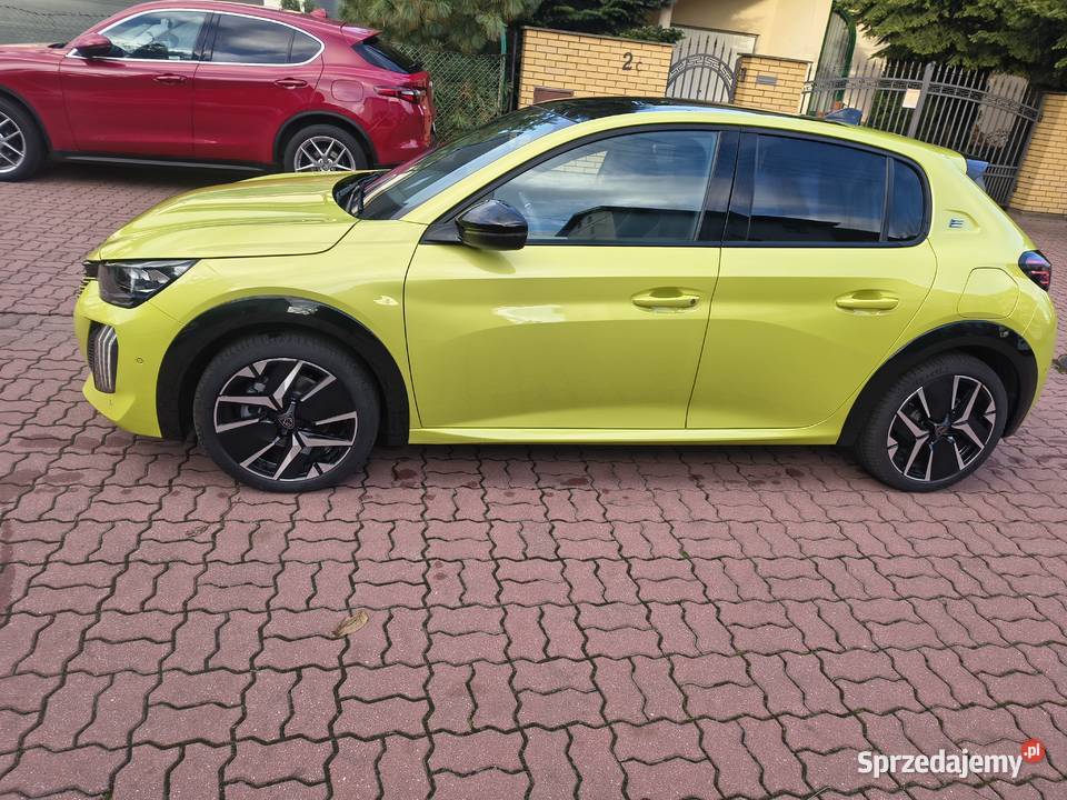 PEUGEOT e208 GT 156 208